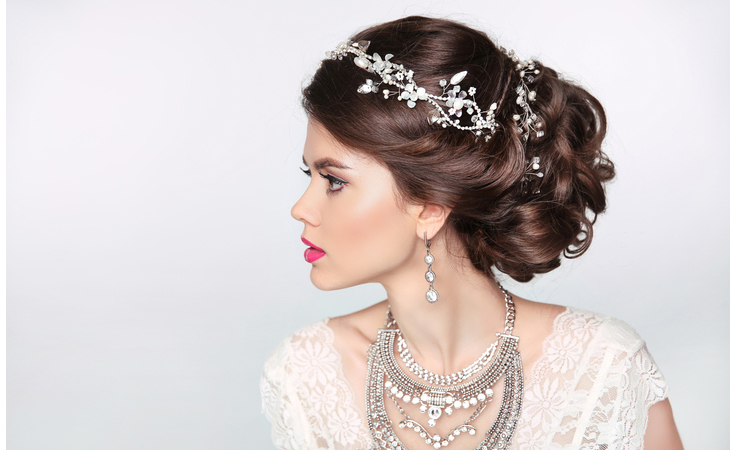 5 أخطاء ترتكبها العروس في حق شعرها قبل الزفاف