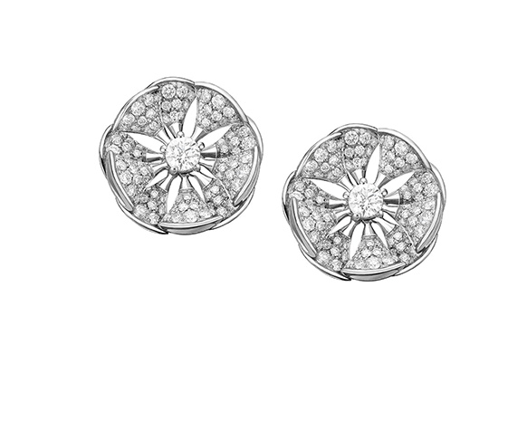 الأنوثة الإيطالية في مجموعة مجوهرات 