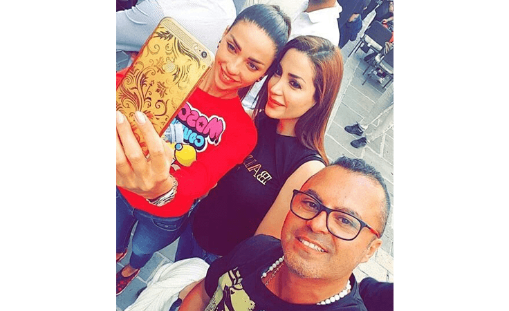 أجمل صور النجوم واللقطات العفوية في Stars On Board قبل عرضه