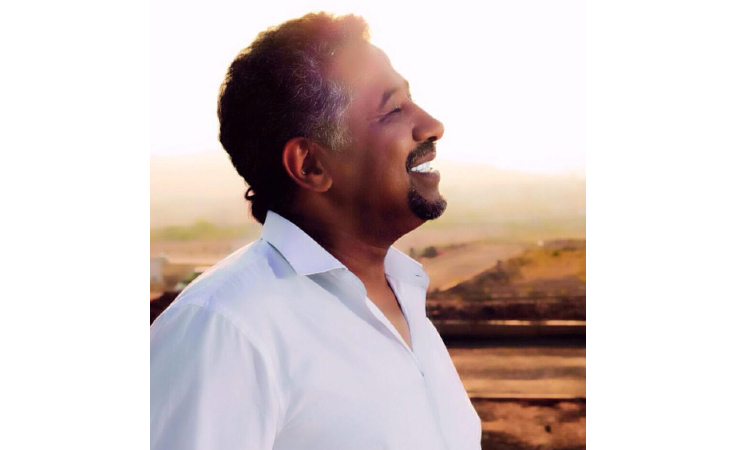الشاب خالد يحدث تغييراً جذرياً في شكله