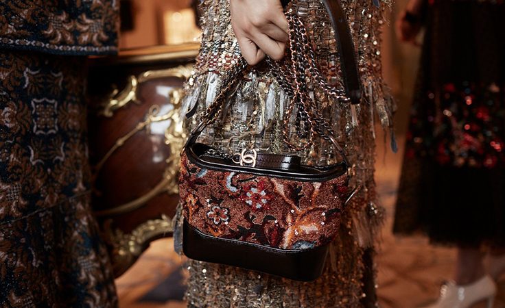 نظرة مقربة على حقائب تشكيلة Métiers d’art collection من شانيل