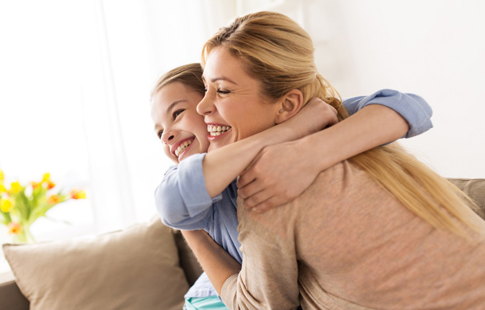 3 أسس توثّق علاقتك بطفلك