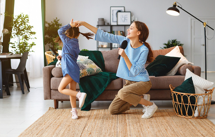 3 أسس توثّق علاقتك بطفلك