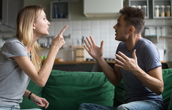 3 أسباب تجعلكِ غارقة في مشاكل الزواج
