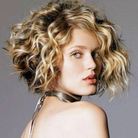 4 طرق تعتمدين فيها قصة bob مع شعرك المجعد
