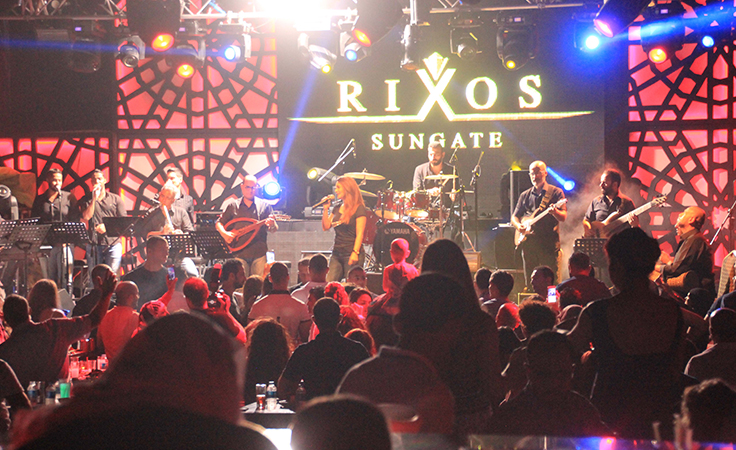 ديانا حدّاد أوّل فنّانة عربيّة تحيي حفلاً غنائياً في تركيا