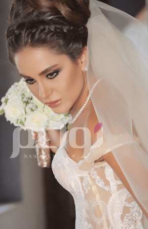 ديمة قندلفت وأستاذها تزوّجا وشهر العسل سرّي