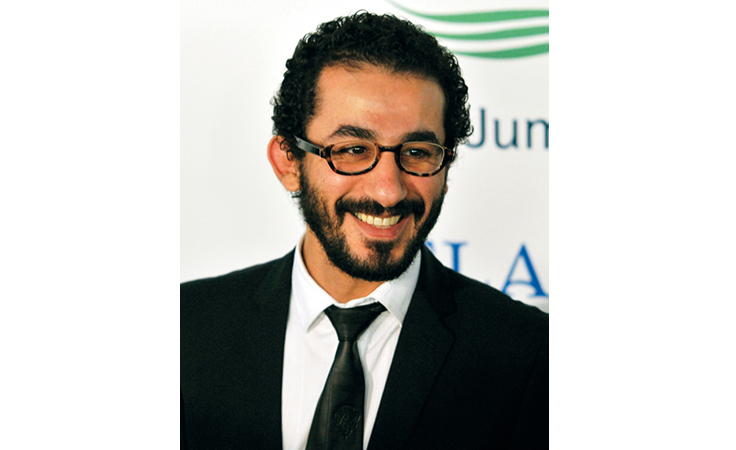 ما الذي يجمع بين أحمد حلمي ودنيا سمير غانم؟