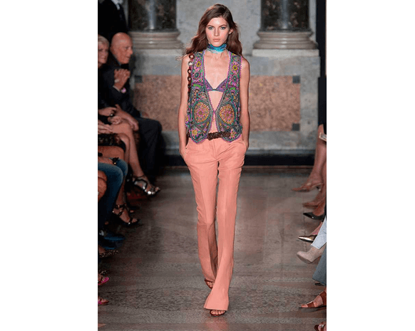 هذه هي صيحات الأزياء في عام 2015