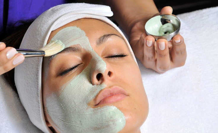 فوز الفهد: من عاشقة للمكياج إلى مدوّنة فمتعاونة مع أهمّ العلامات!