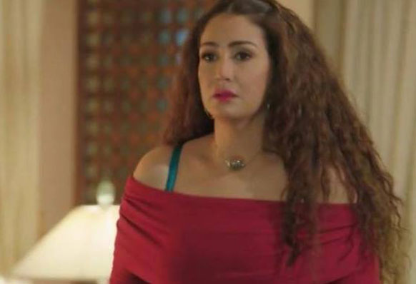 غادة عبد الرازق وإطلالات 