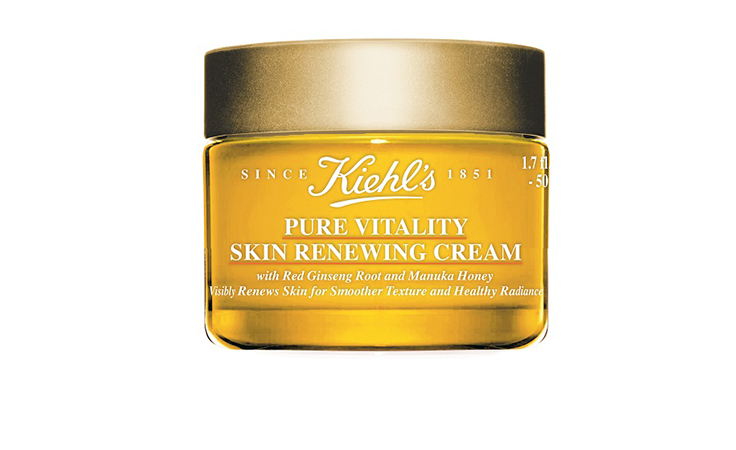 خاصّ نواعم: تعرّفي إلى خصائص كريم Pure Vitality Skin Renewing الثوري