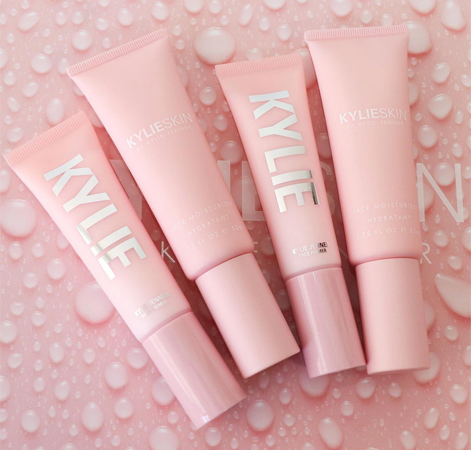 من 30 دقيقة إلى 10 دقائق، هكذا تغيّر روتين مكياج كايلي