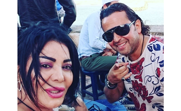 ليلى غفران تكشف لنواعم قصّة الصورة المثيرة للجدل