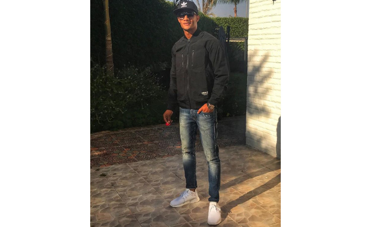 خاص- محمد رمضان أمام يوم مصيري