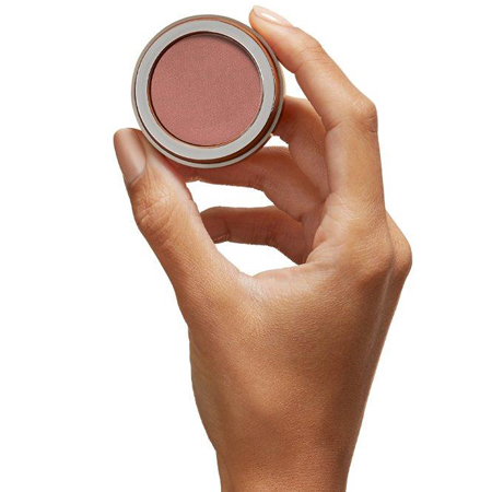 علامة نجمات المفضلة EX1 Cosmetics تتعاون مع Watson Dubai