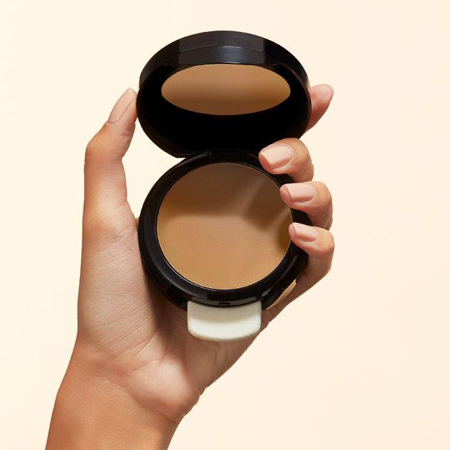 علامة نجمات المفضلة EX1 Cosmetics تتعاون مع Watson Dubai