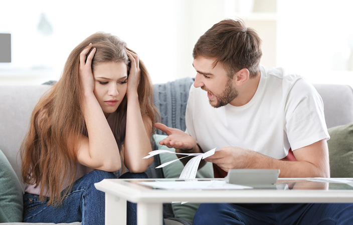 إليكِ حلولاً لأكبر 5 مشاكل تواجه المتزوجين