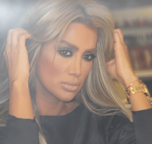 هالة عجم تكشف أسرار مكياج مايا دياب في ألبوم #MyMaya