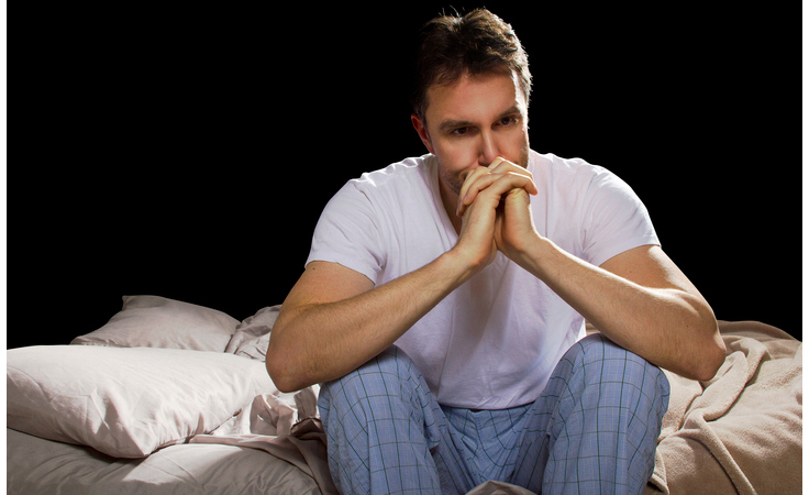 4 أمور تقلق الرجل في العلاقة الحميمة.. الثانية ستصدمك!