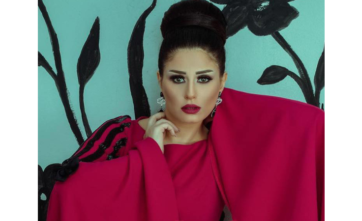 منة فضالي توجّه رسالة عبر نواعم وتوضح خبر اعتزالها..