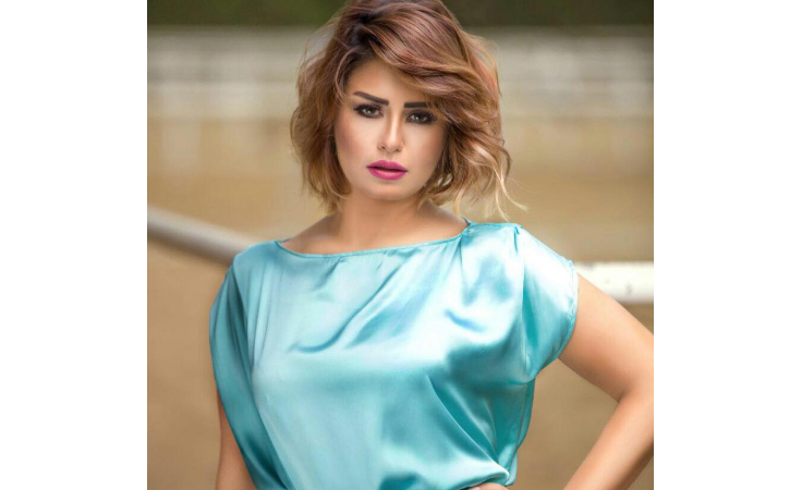 منة فضالي توجّه رسالة عبر نواعم وتوضح خبر اعتزالها..