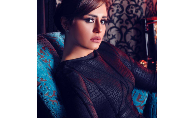 منة فضالي توجّه رسالة عبر نواعم وتوضح خبر اعتزالها..
