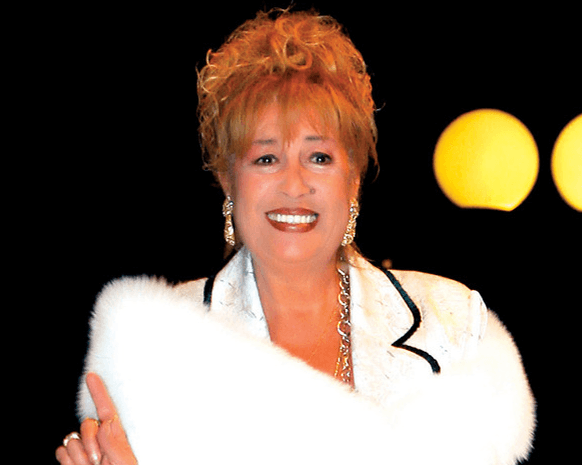 منى واصف لـ