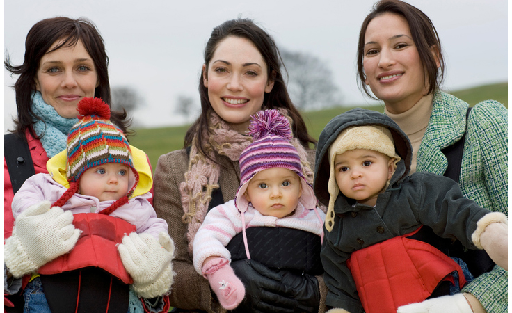 للأم الجديدة: هؤلاء هنّ الصديقات اللاتي تحتاجين إليهن في حياتك