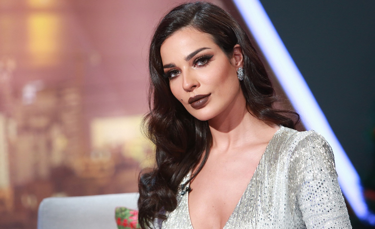 لأوّل مرّة صورة تجمع بين نادين نجيم وشقيقها.. هل يشبهها؟