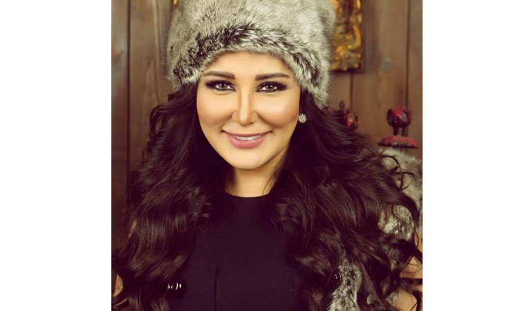نجمات لم ينجبن.. فهل يصبحن أمهات في عام 2017؟