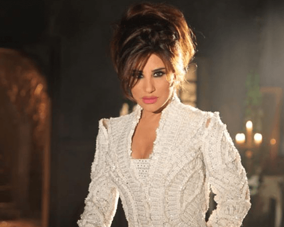 خاص - هل تكسر نجوى كرم الجليد مع سميرة توفيق؟