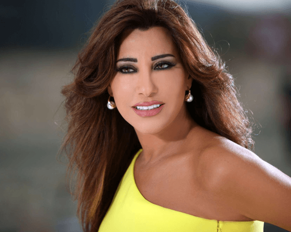 خاص - بعد إيقاف كليبها.. نجوى كرم إلى أوكرانيا
