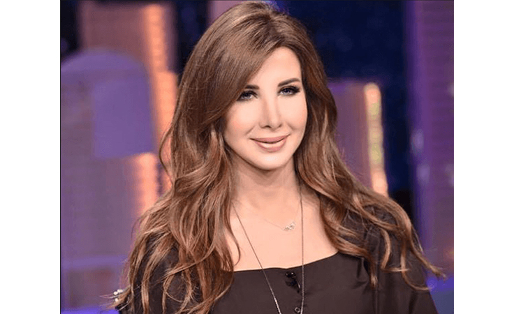 نانسي عجرم اختارت زي هذه البلاد للاحتفال بـ 