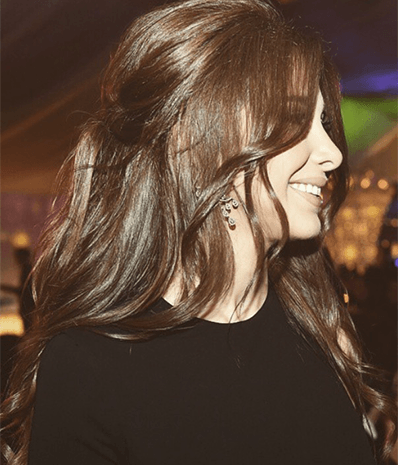 استوحي تسريحات شعركِ في ليلة رأس السنة من نانسي عجرم