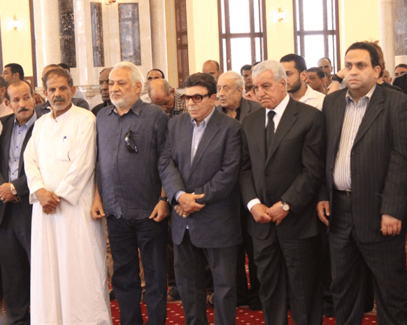 خاص- غضب جماهيري بعد جنازة عمر الشريف