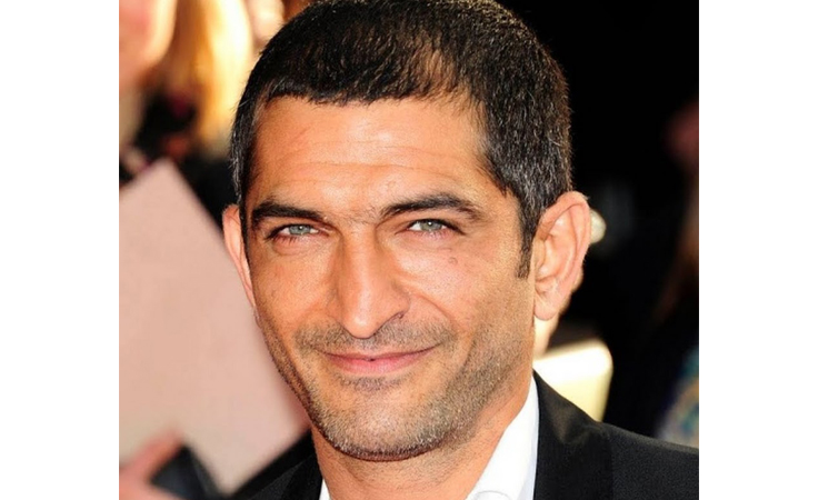 عمرو واكد يكشف لنواعم من تسبّب بدخوله السجن