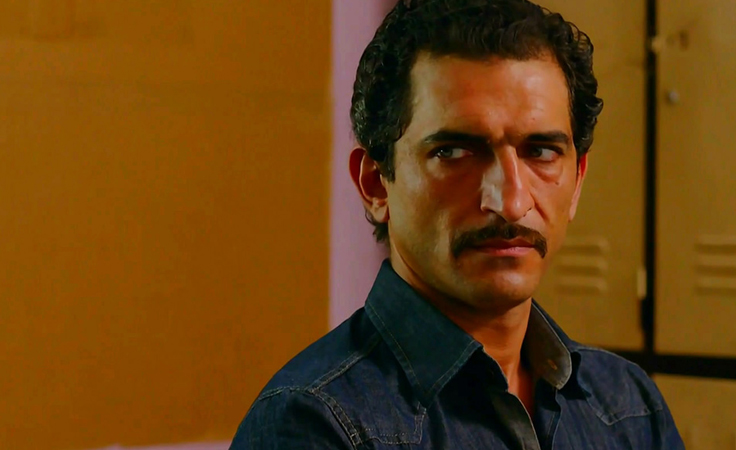 عمرو واكد يكشف لنواعم من تسبّب بدخوله السجن
