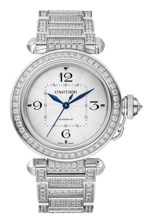 ميزات  ساعة Pasha de Cartier تعزّز من فخامتها عندما ترتدينها