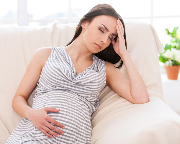 آلام الرأس خلال الحمل ما هي أسبابها و هل يمكن تفاديها نواعم