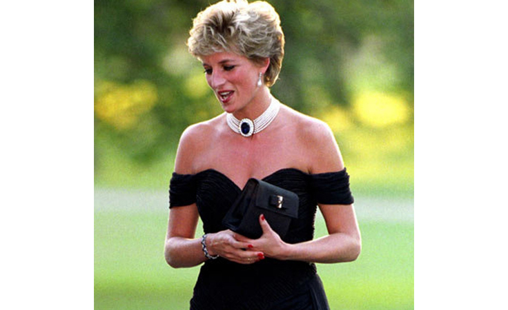 نواعم تكشف لك حقيقة حكاية 