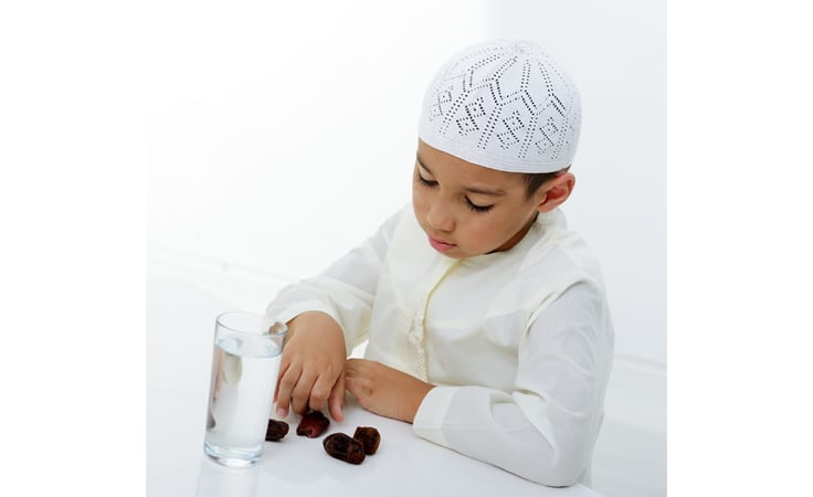 رمضان والأطفال: هذه هي أهم الأمور التي يجب أن تعلميهم إيّاها