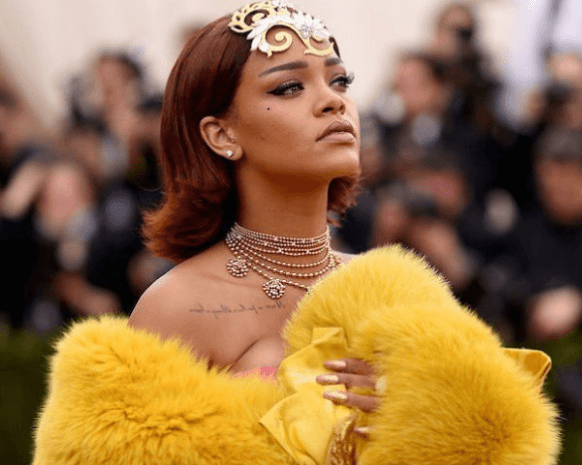 هكذا سخر رواد الإنستغرام من فستان ريهانا في حفل الـ Met Gala