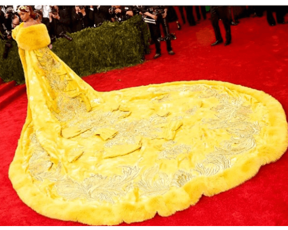 هكذا سخر رواد الإنستغرام من فستان ريهانا في حفل الـ Met Gala