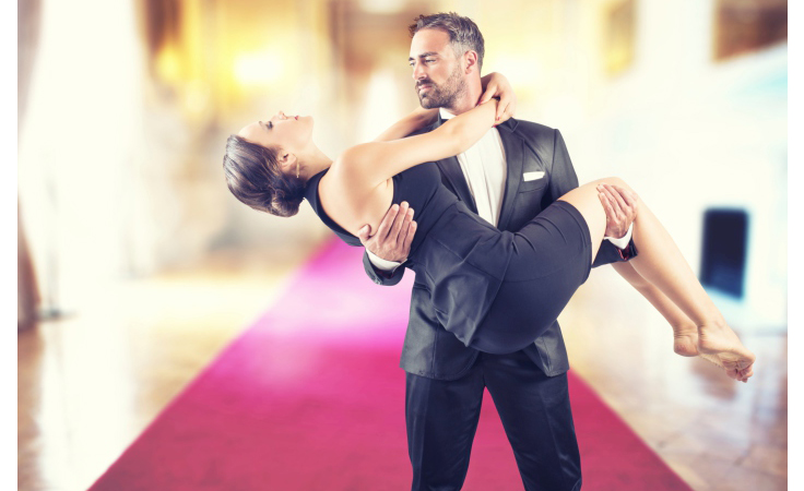 أهمّية الرومانسية لاستمرار الزواج طول العمر