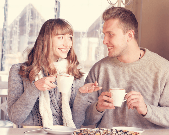 كيف تجعلين الرجل يفكر فيكِ حتى أثناء غيابك؟