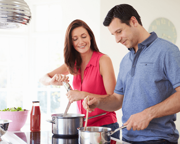 7 خطوات لإعداد أول طبق بعد شهر العسل