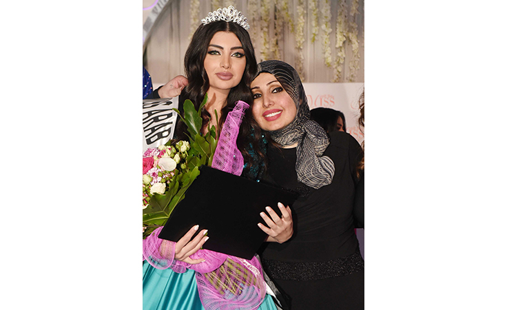 تتويج سارة الحاج ملكة جمال العرب لبنان  2017