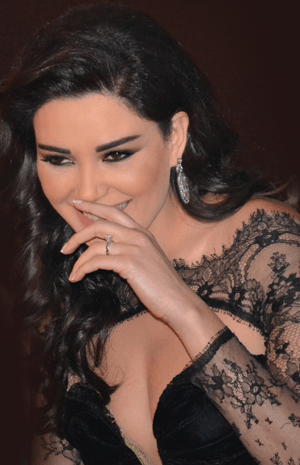 سيرين عبد النور بين 