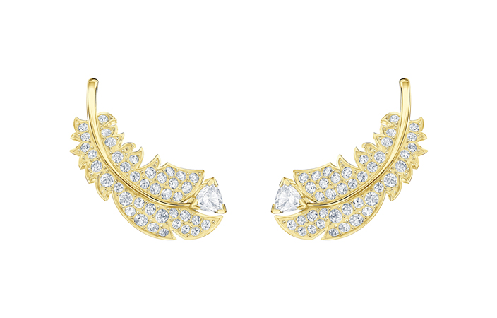 اختاري مجموعة Naughty or Nice من سواروفسكي لإطلالة متوهجة في موسم الأعياد